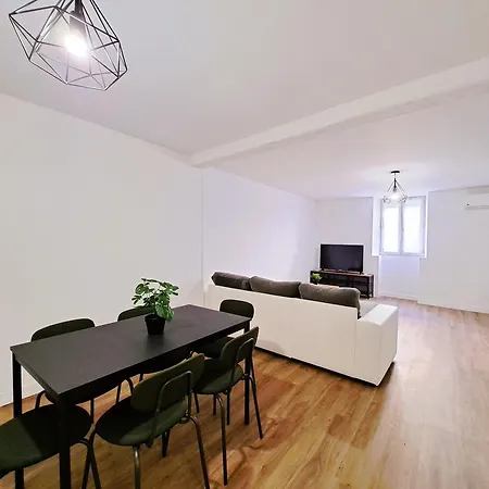 Turin - Confortable-centre-ville Apartment Reims